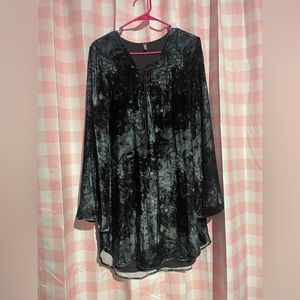 HAUTE HIPPIE
Lace-Up Long-Sleeve Velvet Tunic Dress